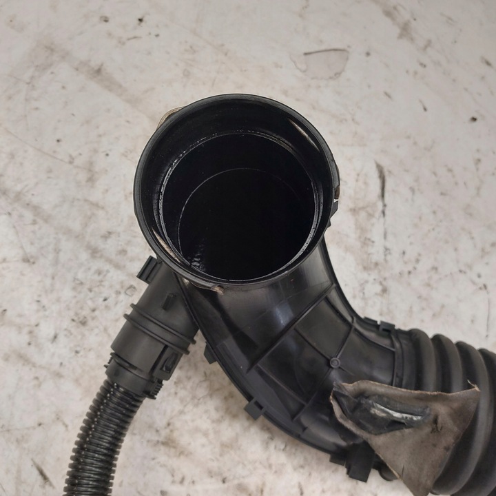 фото №7, Bmw f30 2,0d труба повітря повітропровід повітря 586509 7810745