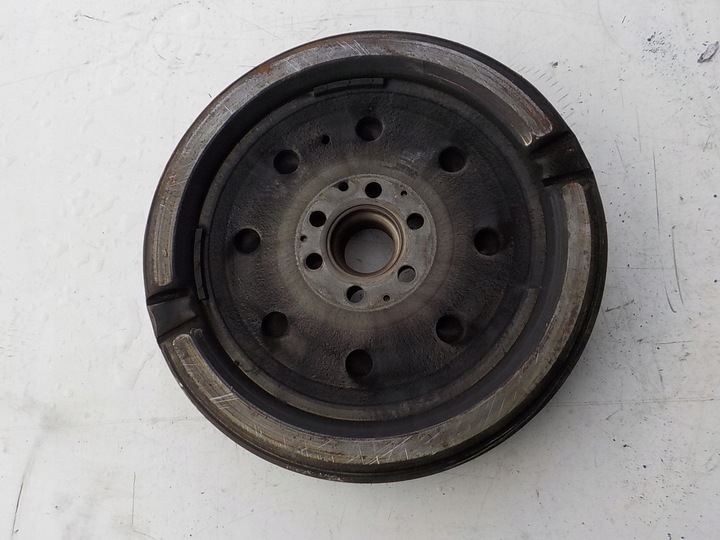 фото №8, Golv v a3 8p 2.0 blr bvy blx axw колесо двухмассовый 06f105264c