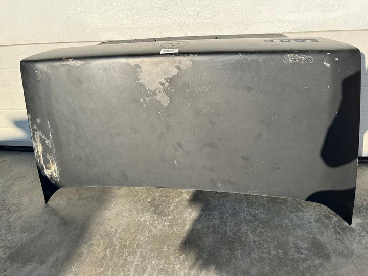 фото №5, Задня кришка кришка багажника mercedes w124 sedan 1985-1989 вузька планка