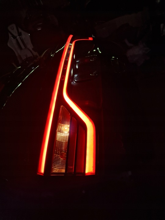 фото №12, Dodge durango 2018 2019 2020 2021 2022 2023 комплектна кришка багажника pxj