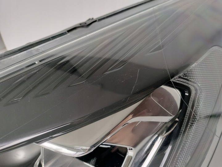 фото №3, Лампа левая фара ford kuga mk2 16- рестайлинг led