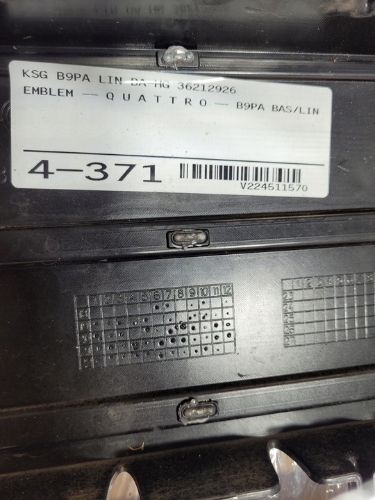 фото №6, Audi a4 b9 рестайлінг 8w0 19r- решітка радіатора решітка бампера