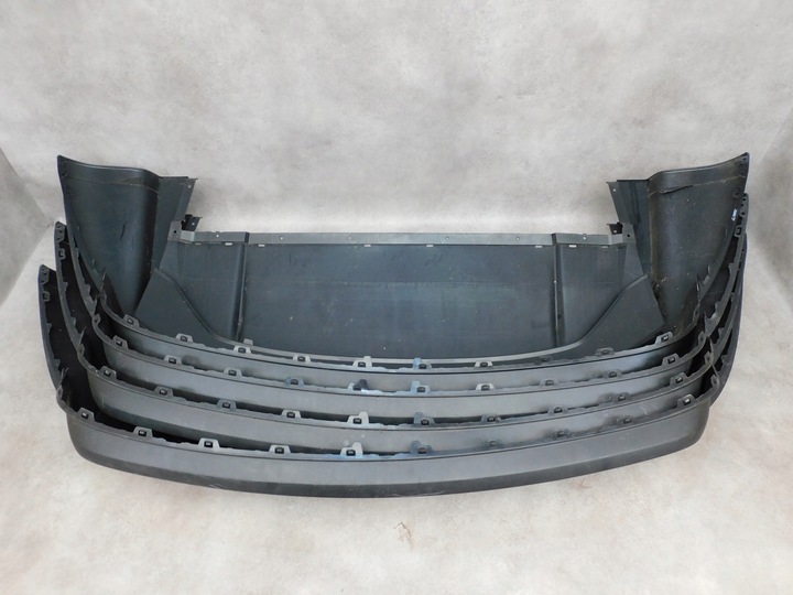 фото №13, Porsche taycan 9j 9j1807983f диффузор спойлер оригинальный номер
