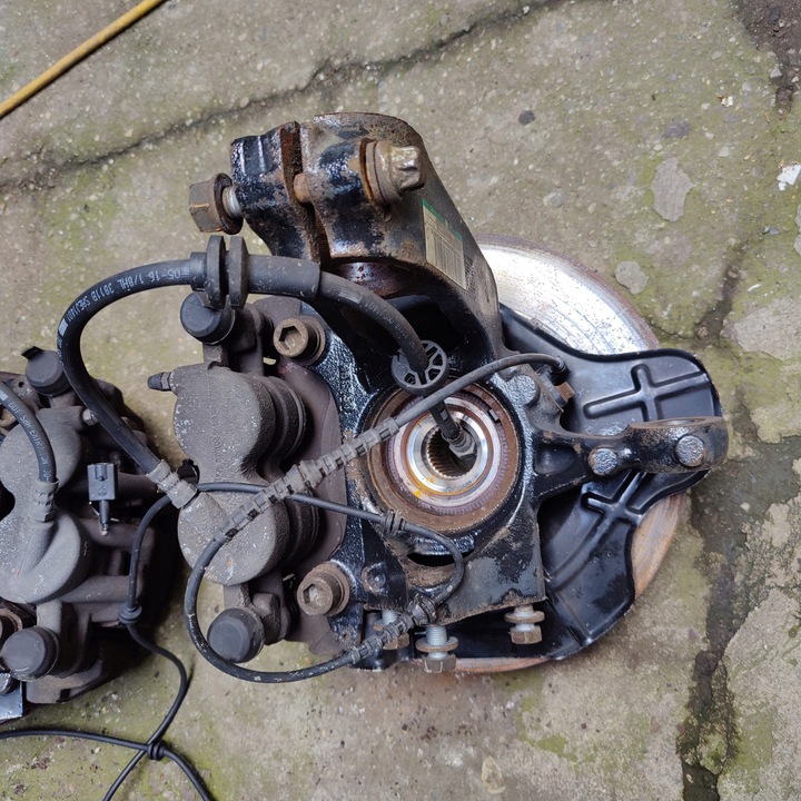 фото №8, Fiat ducato 2.3 поворотный кулак комплектная правая 16'