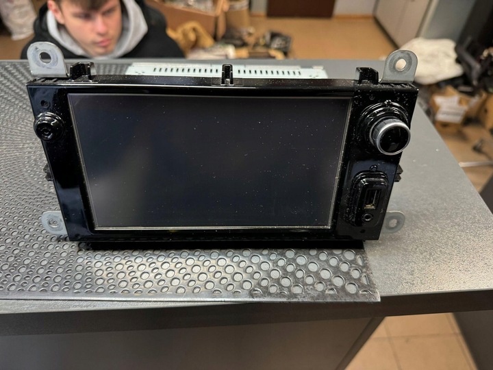 фото №1, Радіо навігація дисплей clio iv 281155564r