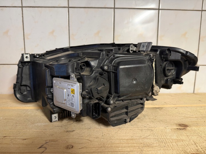 фото №6, Bmw 5 f10 f11 рестайлинг lci фара передняя ксенон европа оригинал