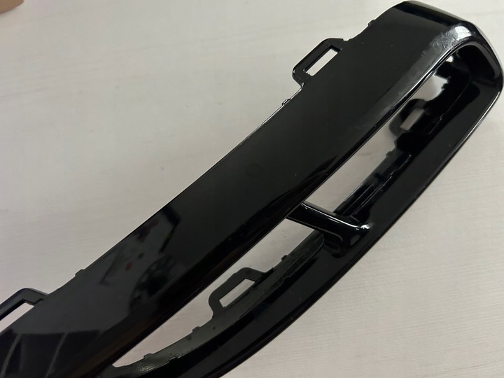 фото №13, Vw t-roc r-line рестайлинг 2021- решётка решётка выхлоп правая 2ga оригинал чёрная