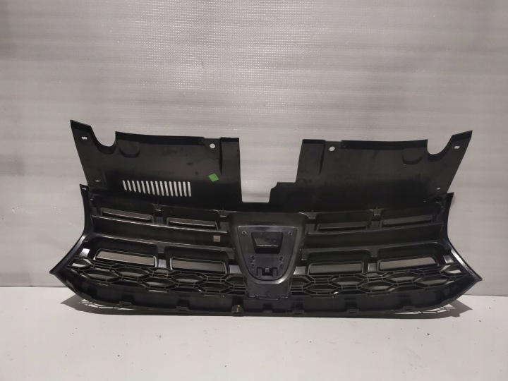 фото №7, Решётка радиатора dacia sandero ii рестайлинг 17-20 623107554r