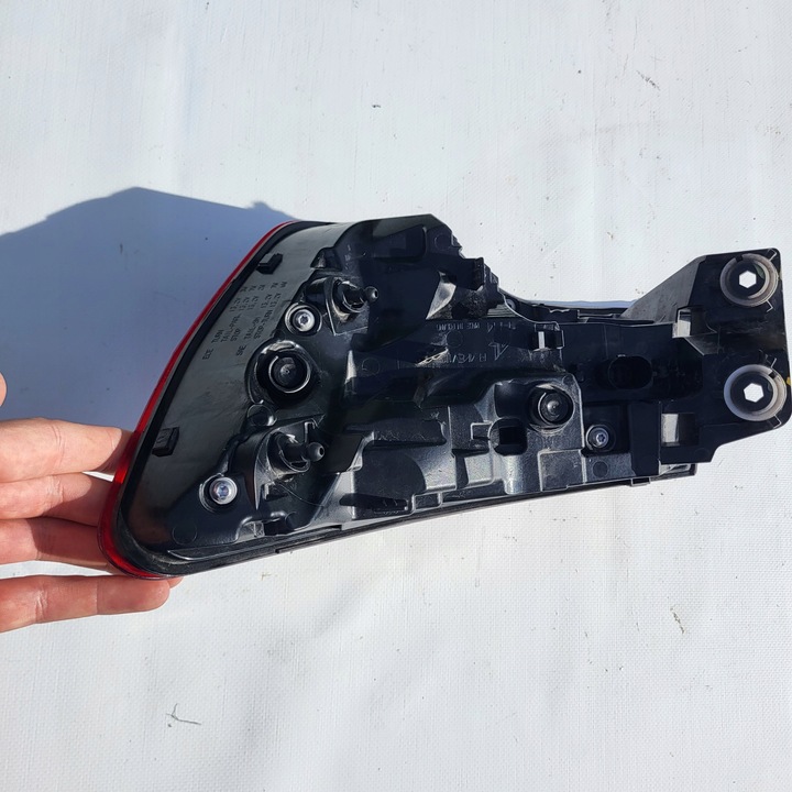 фото №12, Audi оригинальный номер 4ke945091b лампа задняя комбинированная