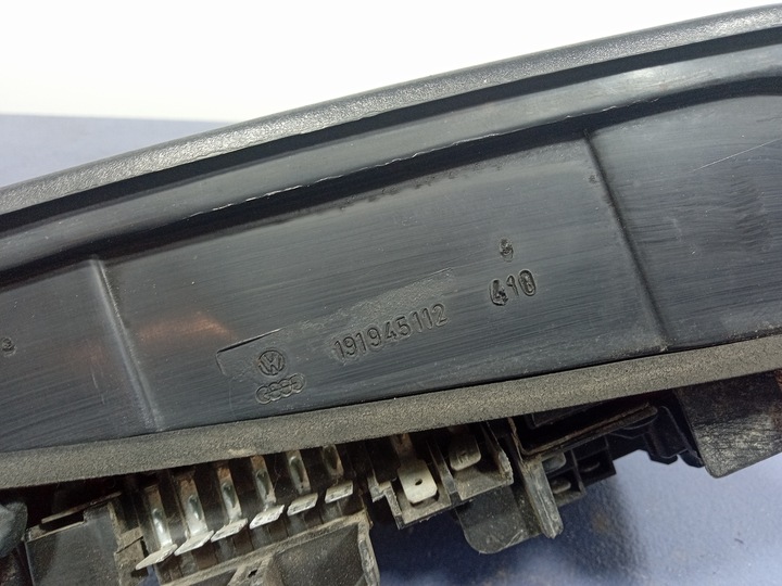 фото №7, Vw golf ii лампа зад правая задняя 191945112