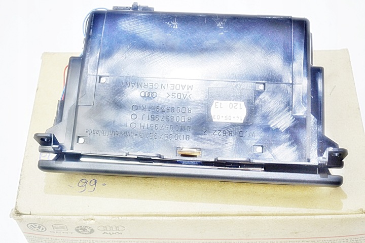 фото №15, Audi a4 a5 fl пепельница чёрная 8d0857951g новая