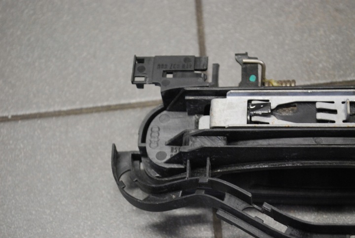 фото №7, Ручка двері праві зад audi a6 c6 lz7r 4f0837886