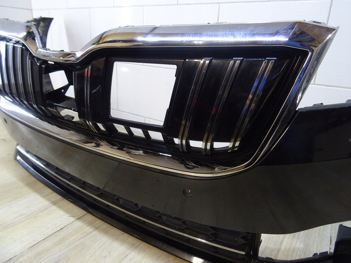 фото №4, Бампер перед переднее 3v0807221f superb iii рестайлинг