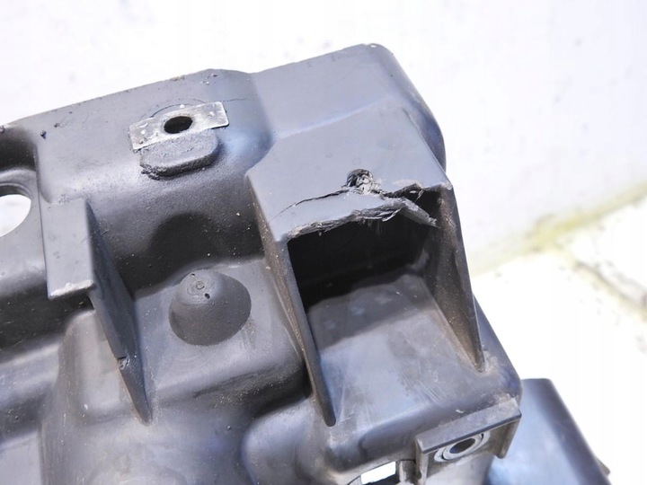 фото №8, Pas переднє підсилювач citroen c5 i 2.0 16v