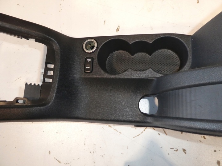 фото №5, Octavia ii туннель средний подлокотник 1z1863241