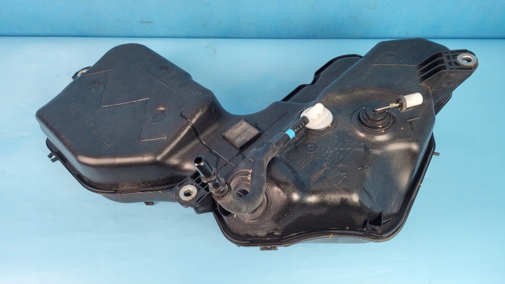 фото №9, Kia sorento iv 23r 2.2 crdi бак рідини adblue 31550-p2950 31510-p1000