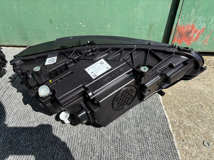 фото №10, Mercedes cla 118 c118 рестайлінг лампа права ліва перед передня фара