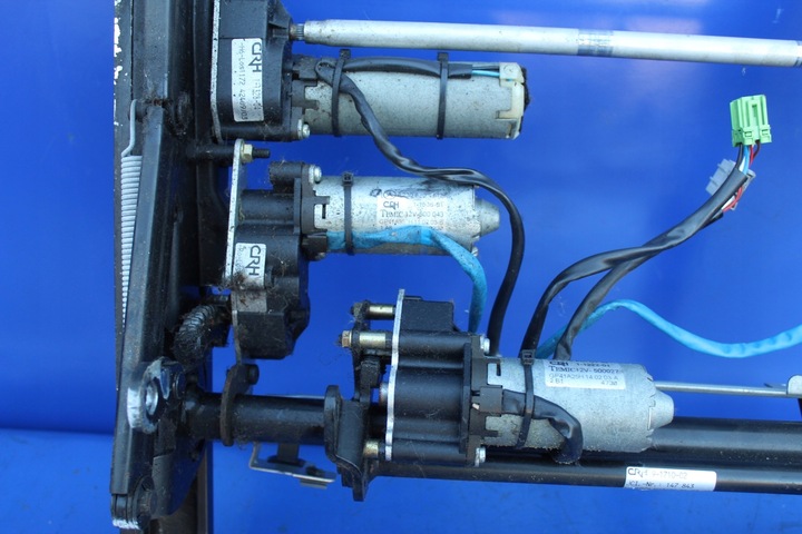 фото №6, Каркас сиденья правого рейка двигатели привод оригинальный номер mercedes sl r230 w230