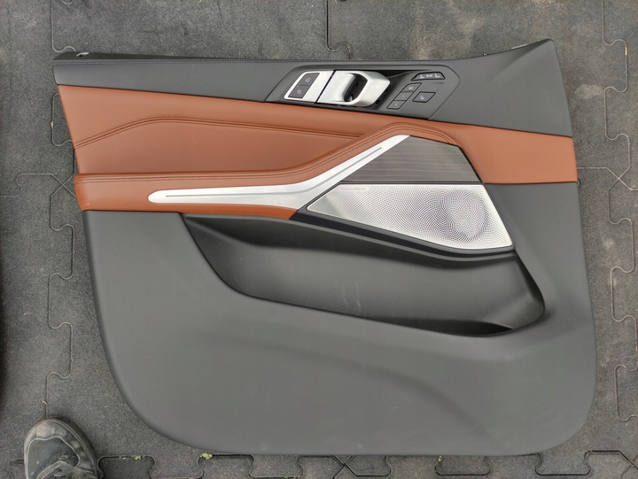 фото №10, Оббивка двері bowers wilkins bmw g07 merino kawowa tartufo