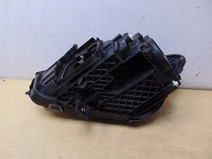 фото №15, Лампа права перед mercedes w247 повний led європа