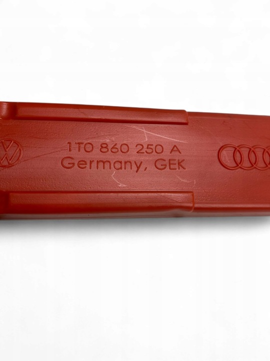 фото №6, Audi e-tron 2021 треугольник предупредительный 1t0860250a