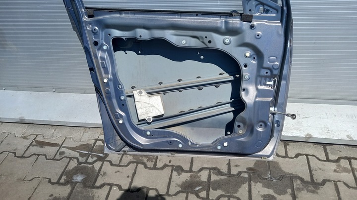 фото №14, Дверь левая перед mazda 5 06r van