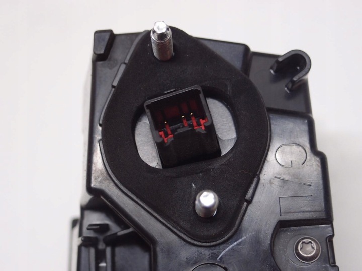 фото №8, Лампа крышки левый зад evoque ii k8d2-13a421ac