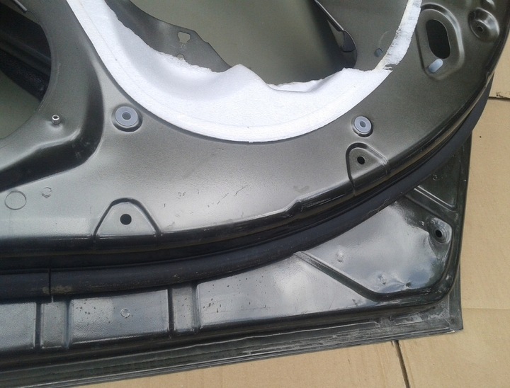 фото №13, Двері праві зад праві задні + обладнання citroen c5 iii x7 08-17 sedan kgmd