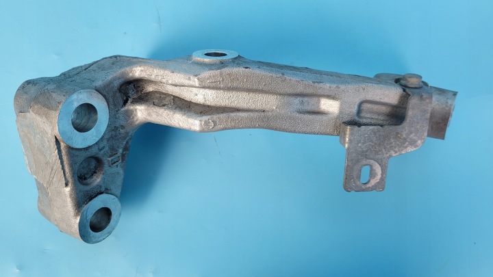 фото №9, Opel astra l vi 23r 1.5d кронштейн кріплення санки праве s04-8b
