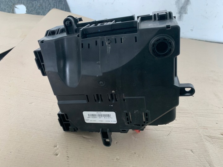 фото №8, Ford mustang mach-e rwd 75.7 kwh корпус коробка предохранителей оригинал