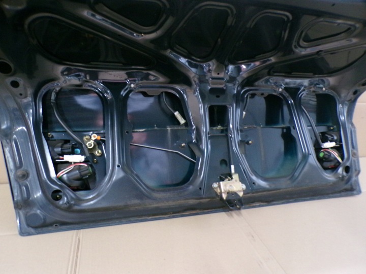 фото №11, Toyota carina e t19 кришка багажника 742