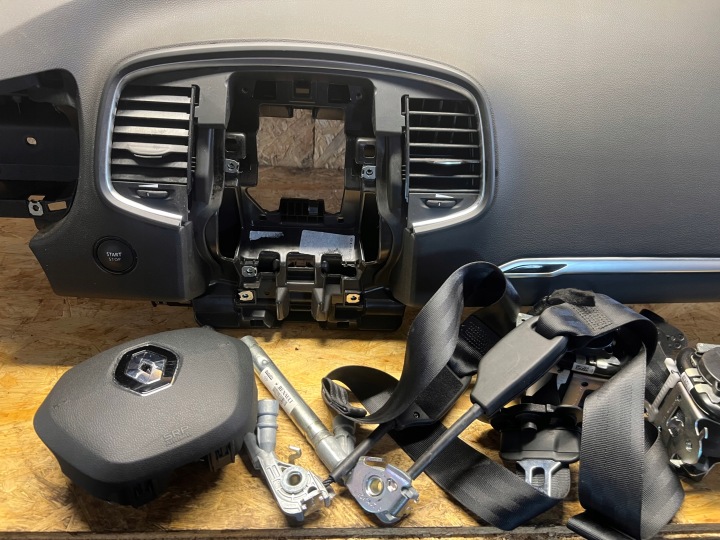 фото №7, Renault scenic iv 4 торпедо подушки подушка консоль ремни натяжители оригинал