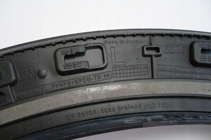 фото №6, Audi e-tron 18- 4ke планка двері лівий зад оригінал