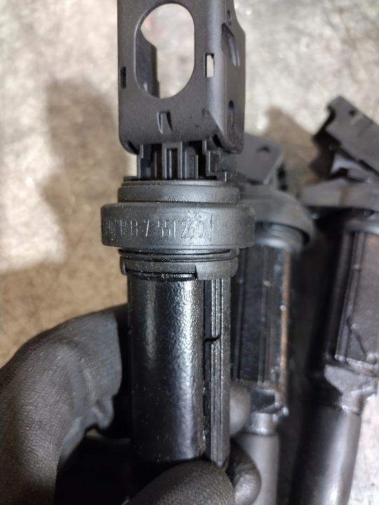 фото №7, Катушка зажигания 7551260 bmw e46 2.0b