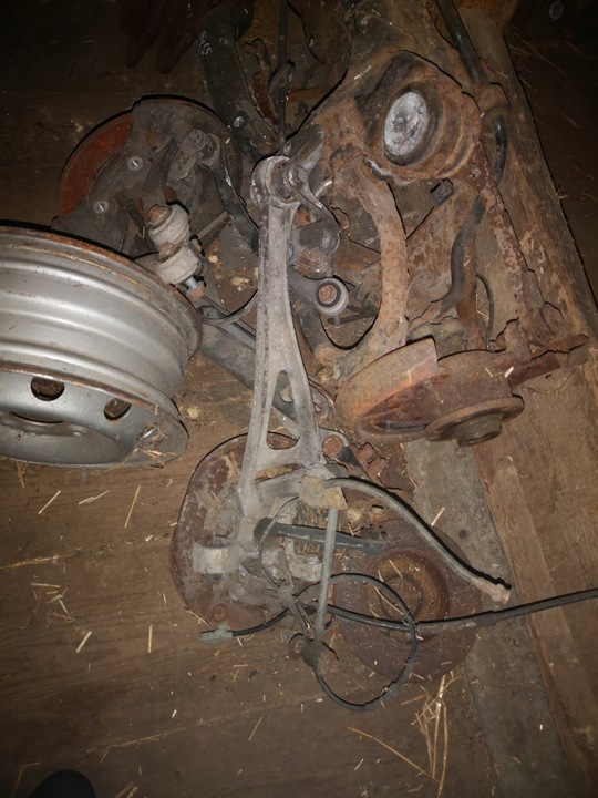 фото №7, Peugeot 406 купе sedan универсал ступица поворотный кулак задняя левая зад левый