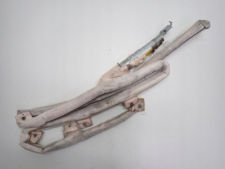 фото №1, Шторка подушка безопасности боковая правая оригинал 3v9880742d skoda superb iii 3v 18r