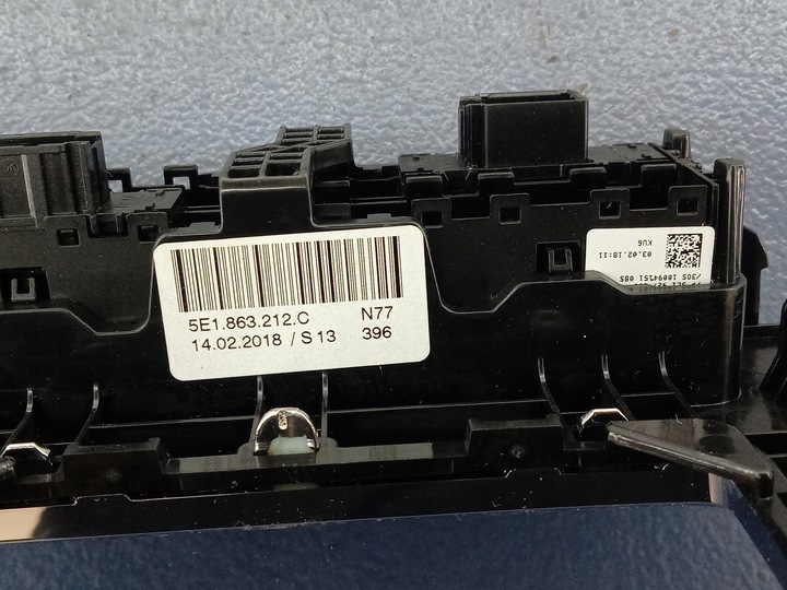 фото №5, Skoda octavia iii рамка рычаг переключения передач коробки 5e1863212c