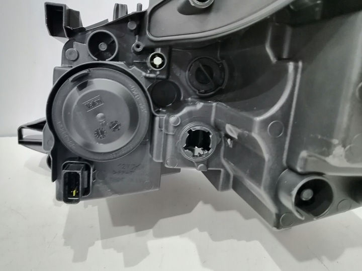 фото №10, Лампа правая передняя перед peugeot 2008 i новая оригинал hal 5980