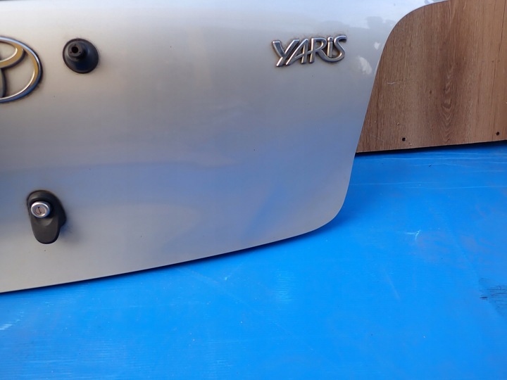 фото №8, Toyota yaris jp 99-05 кришка багажника скло 199