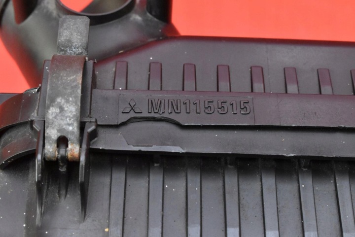 фото №11, Корпус фильтра воздуха mn115515 mitsubishi eclipse 4 iv 4g 3.8 v6 265 km