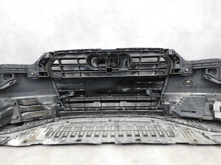 фото №12, Audi a6 c7 4g рестайлинг бампер перед переднее комплектный zwykłay чёрный