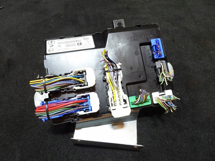 фото №1, Ford fiesta mk7 fl модуль комфорту dn1t-15k600-ce