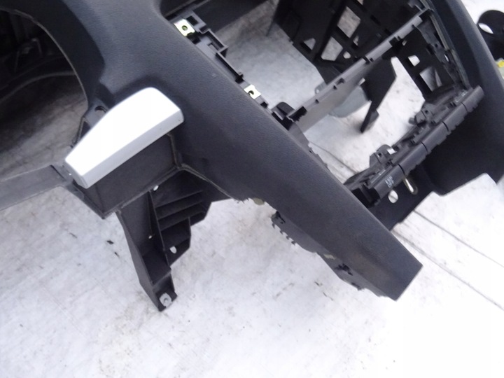 фото №11, Панель консоль подушки ремені датчик skoda octavia ii 2 1z0 04-09 1z1857007