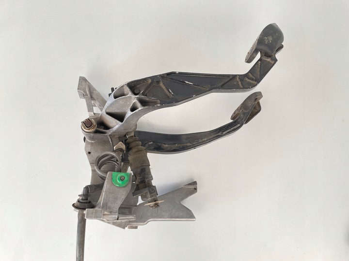 фото №5, Педаль зчеплення гальма vw audi a6 8d1721117