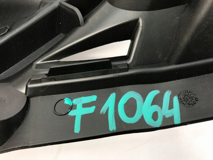 фото №12, Центральная решётка бампера перед хром peugeot 308 ii t9 2013-2017 aa36127079