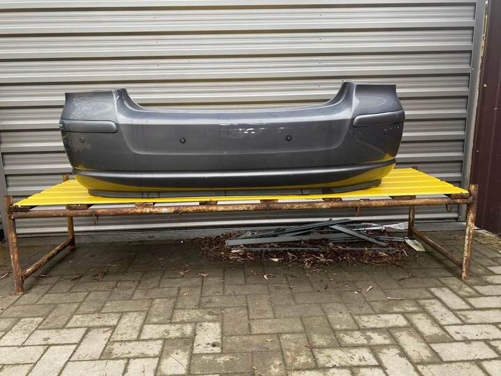 фото №1, Toyota avensis t25 бампер зад хэтчбек