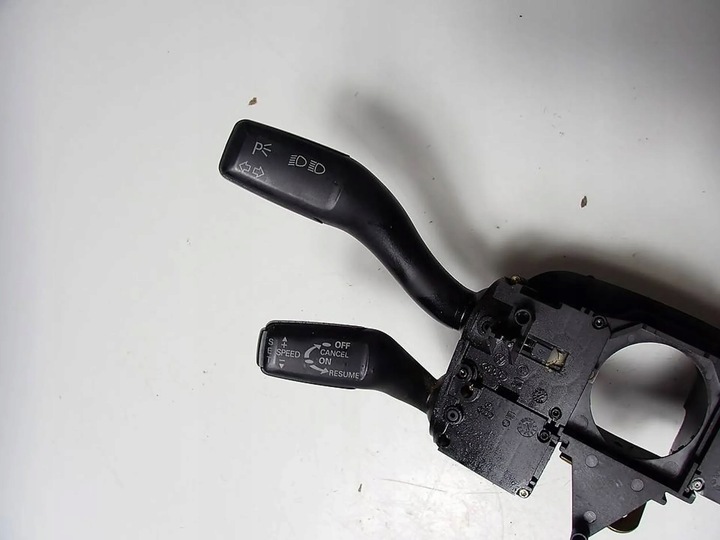 фото №9, Перемикач комбінований підкермові важелі audi a4 b6 04r