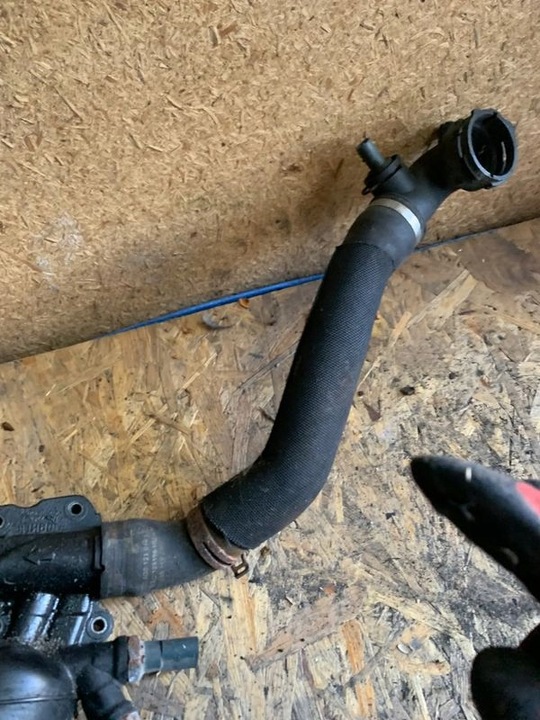 фото №6, Корпус фильтра масла audi 3.0 tdi 059115389 труба шланг воды 4g0121049l