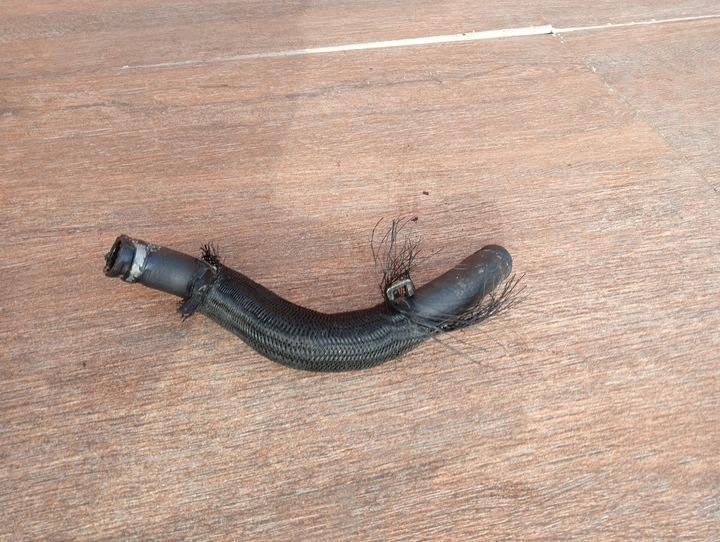 фото №5, Jeep grand cherokee wj 99-04 2.7 шланг труба шланг воды