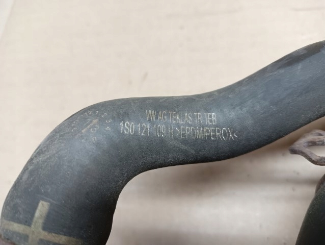 фото №8, Шланг труба воды vw up mii skoda citigo 1s0121109h